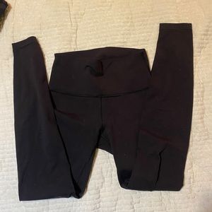 Lululemon black leggings